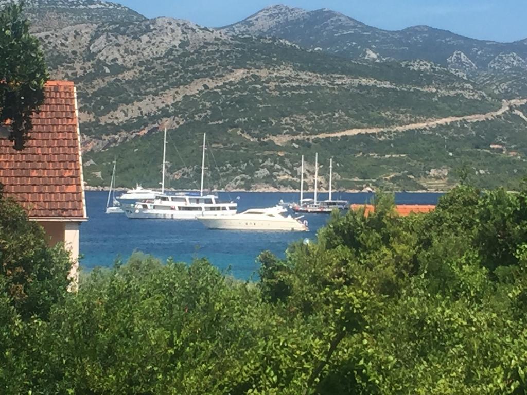 Apartments Oxygen Račišće Eksteriør billede