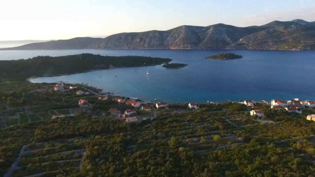 Apartments Oxygen Račišće Eksteriør billede